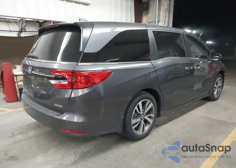 2024 Honda Odyssey Touring z USA, uszkodzony, nr VIN 5FNRL6H8XRB032500